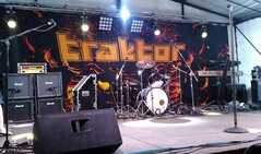 připravené pódium...může se začít