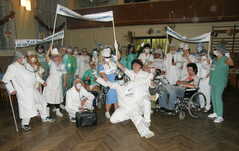 Při akci "Neděkujem, zůstaneme" ...