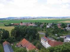 Výhled z kostelní věže západním směrem