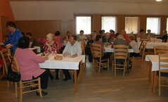 více se povídalo, než tančilo