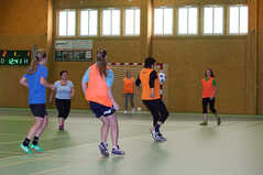 Liduško, to bylo o prsa :-)